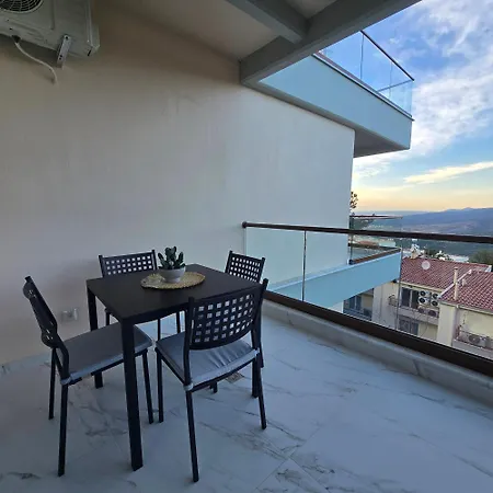 Panorama Serenity アパート